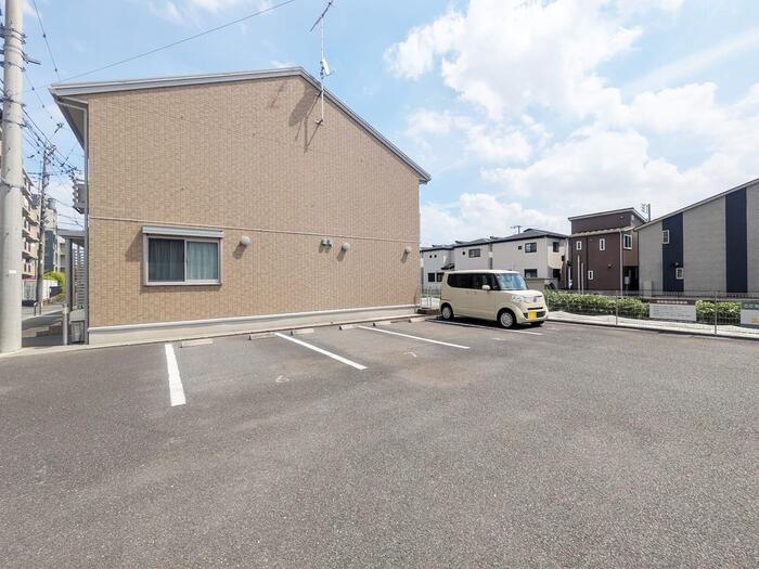 14/15 駐車場