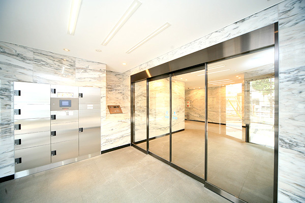 2/11 エントランス