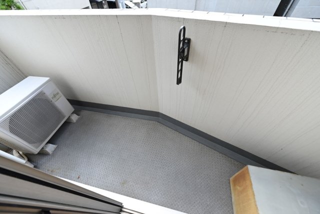 14/23 バルコニー