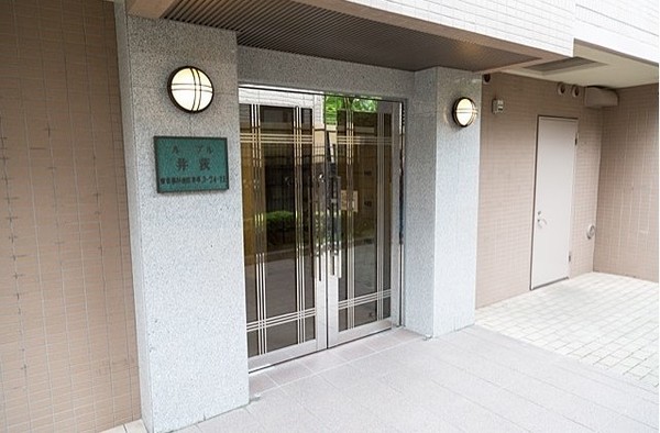 3/4 エントランス