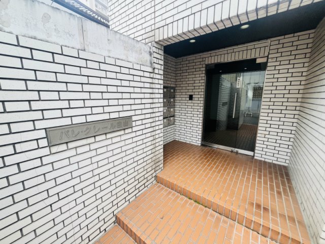 2/2 エントランス