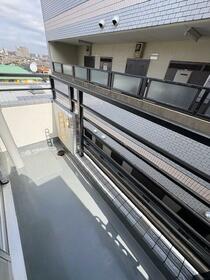 14/16 バルコニー