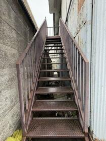 15/15 エントランス