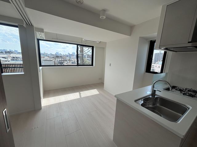 4/8 リビング/ダイニング