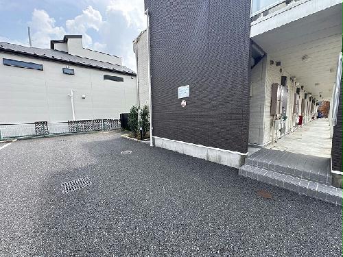 2/3 エントランス