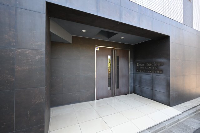 3/4 エントランス