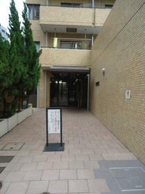 14/15 エントランス