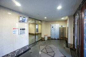 4/4 エントランス