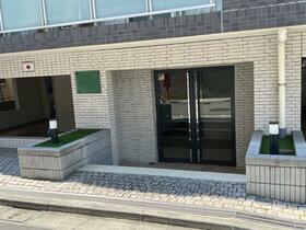 4/4 エントランス