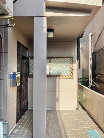 18/18 エントランス