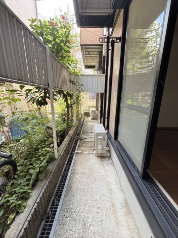 15/23 バルコニー