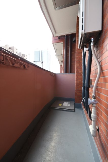 13/22 バルコニー