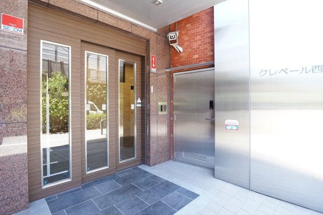 2/4 エントランス