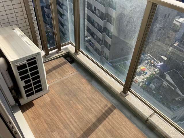 15/22 バルコニー
