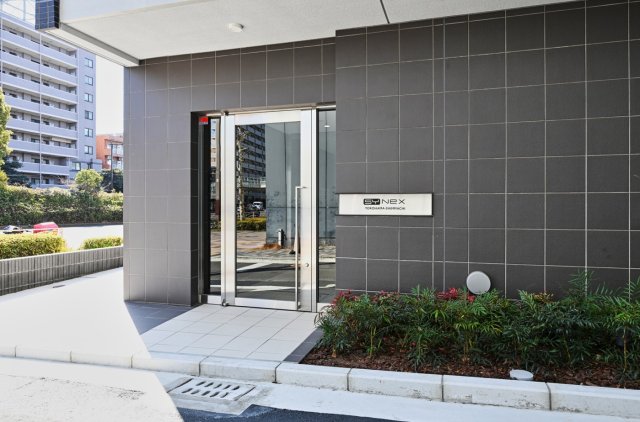 14/14 エントランス