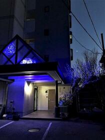 16/16 エントランス