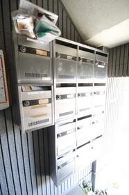 16/16 エントランス