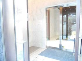 15/15 エントランス