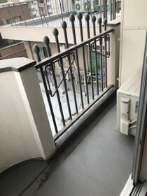 13/16 バルコニー