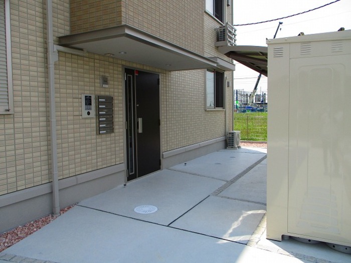 17/18 エントランス