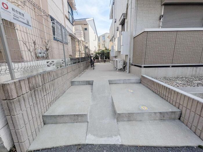 16/24 エントランス