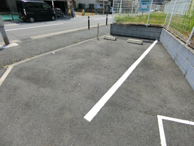 15/19 駐車場