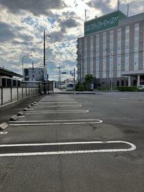 16/16 駐車場