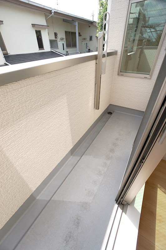 16/23 バルコニー