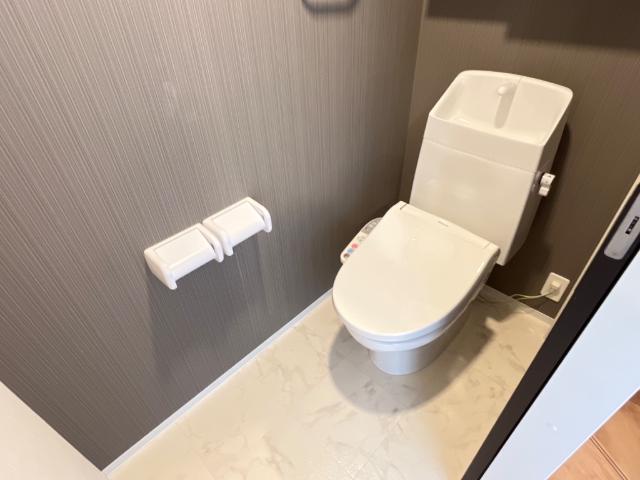 16/27 トイレ