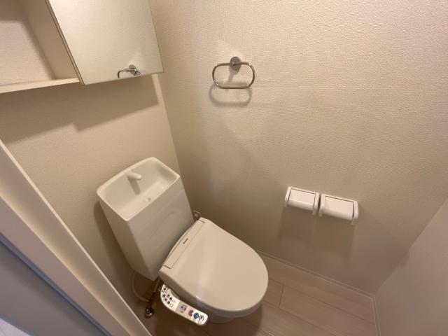 13/27 トイレ