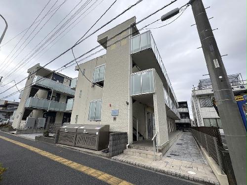 13/13 エントランス