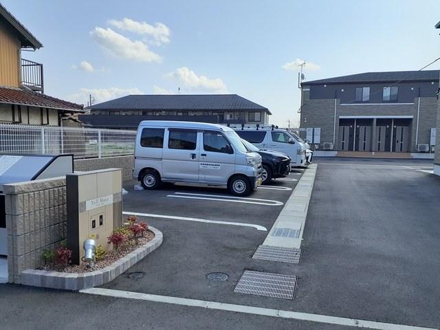 14/20 駐車場