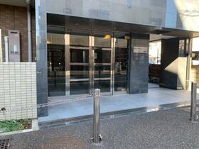 4/4 エントランス