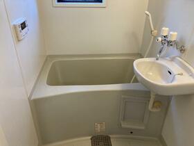 12/13 浴室