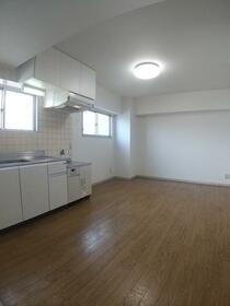 4/13 リビング/ダイニング