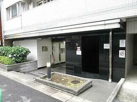 15/15 エントランス