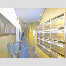 3/3 エントランス