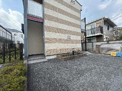 14/14 エントランス