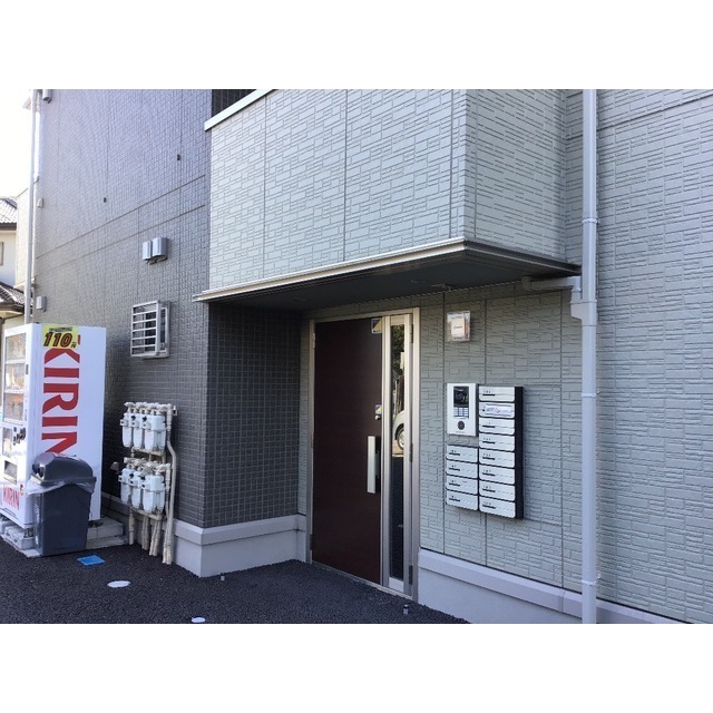 4/4 エントランス