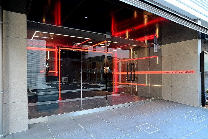 16/27 エントランス