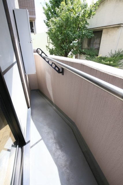 13/18 バルコニー