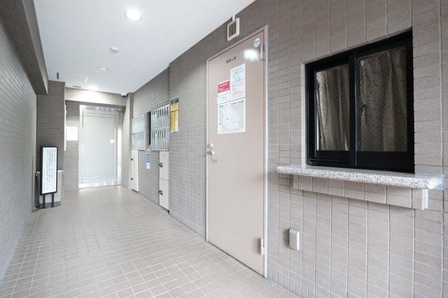 17/18 エントランス