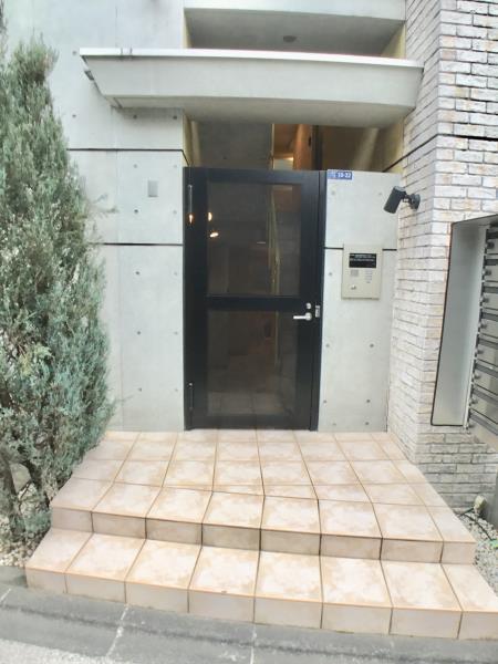 2/3 エントランス