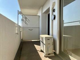 13/16 バルコニー