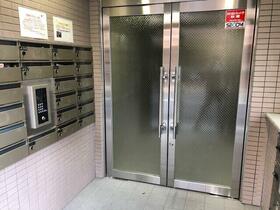 14/15 エントランス