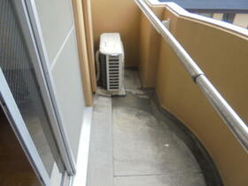 13/16 バルコニー