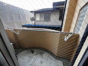 13/16 バルコニー