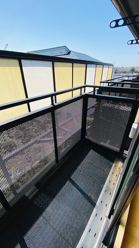 16/22 バルコニー