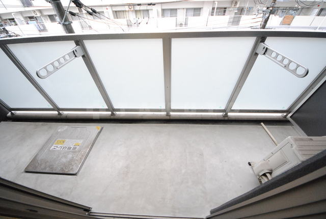 13/25 バルコニー