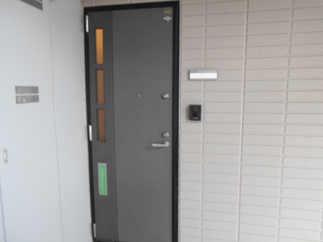 24/28 エントランス